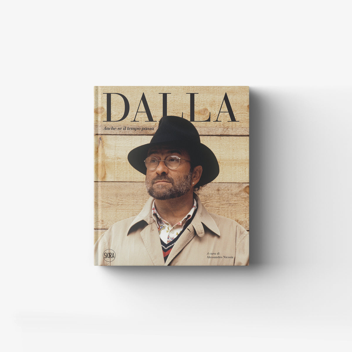 Monografia d'arte su Lucio Dalla by Skira Arte, illustrated book format with biographical and artistic content
